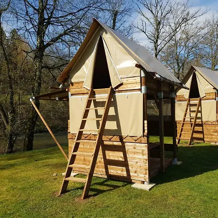 Les Berges Du Cele Camping 2*